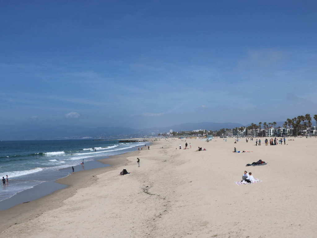 Discover Los Angeles stunning beaches